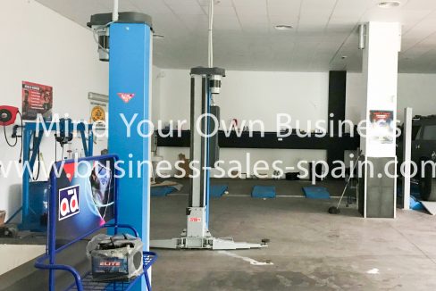 2-5bd7b9d04b45e33852eaf0ec6670150d