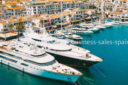 8bf0f1b9c11bb19fe557f4c9b5ab71ccffadc766-1920x704