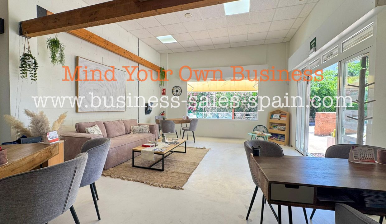 WhatsApp Image 2025-08-20 at 14.00.04 (3)