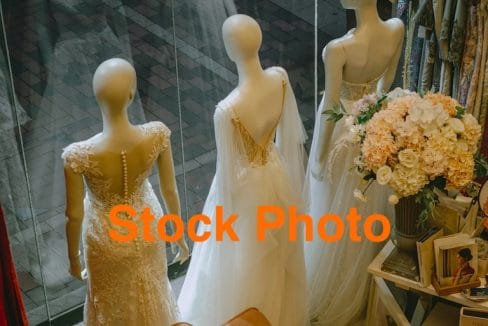 3. raymond-yeung-iCLQzQN7mXA-unsplash copy